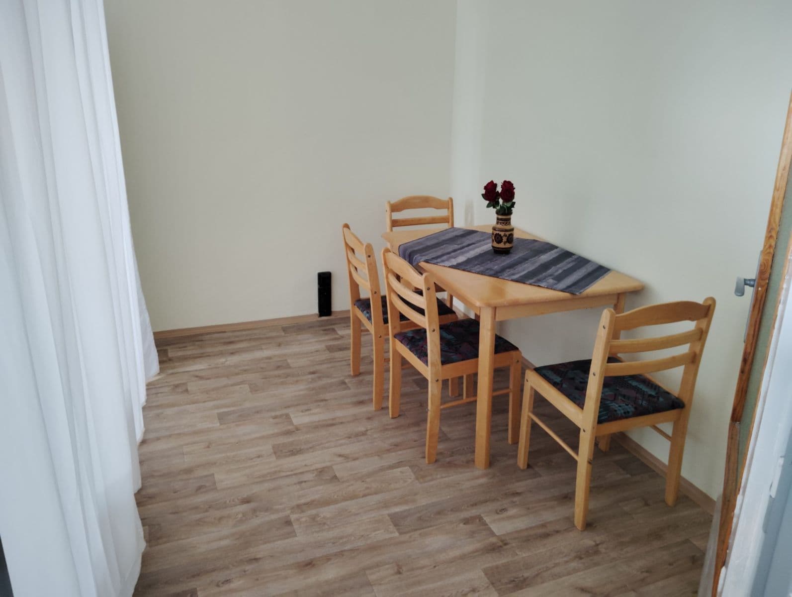 Pronájem bytu 1+1 34 m², Liberecká, Hrádek nad Nisou, Liberecký kraj Pronájem bytu 1+1 34 m², Liberecká, Hrádek nad Nisou, Liberecký kraj