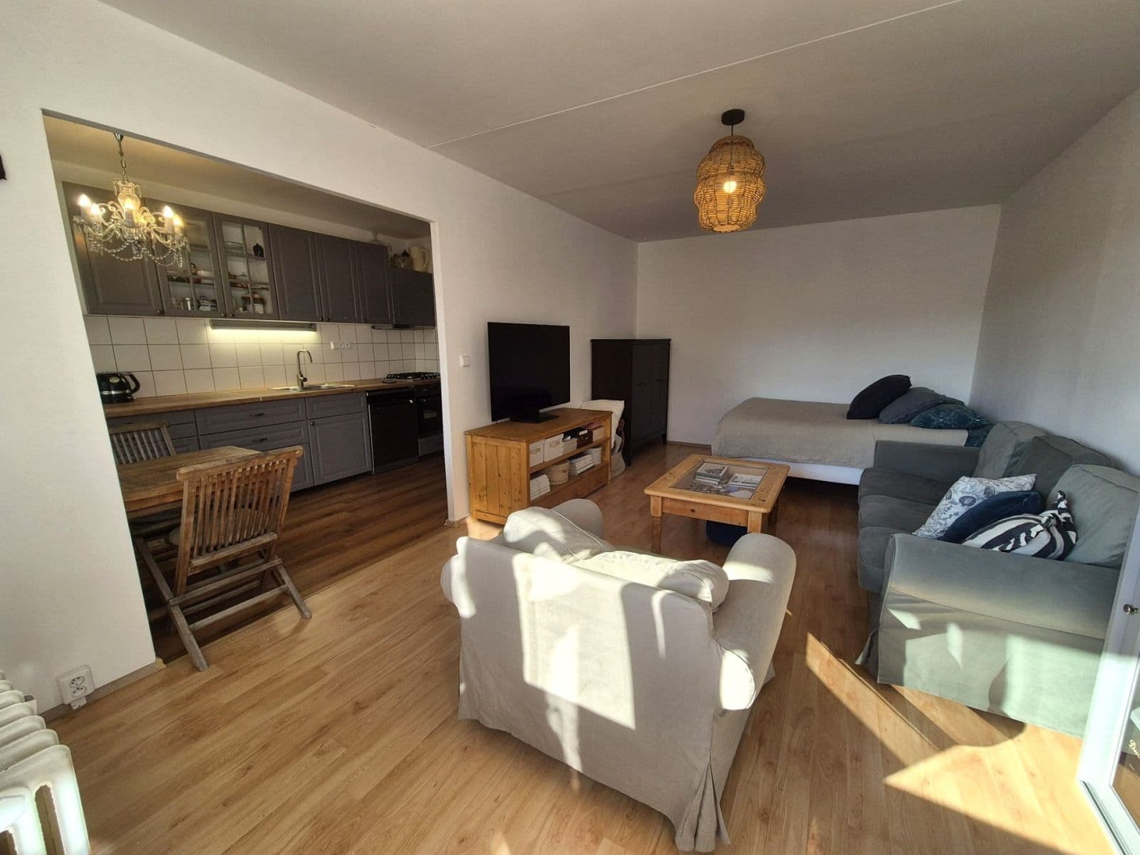 Prodej bytu 3+1 89 m², Hrabákova, Praha, Praha Prodej bytu 3+1 89 m², Hrabákova, Praha, Praha