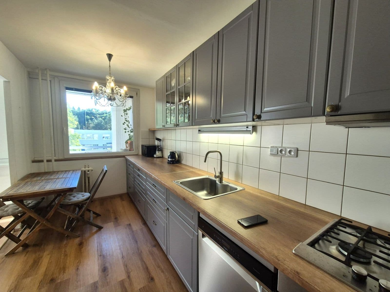 Prodej bytu 3+1 89 m², Hrabákova, Praha, Praha Prodej bytu 3+1 89 m², Hrabákova, Praha, Praha