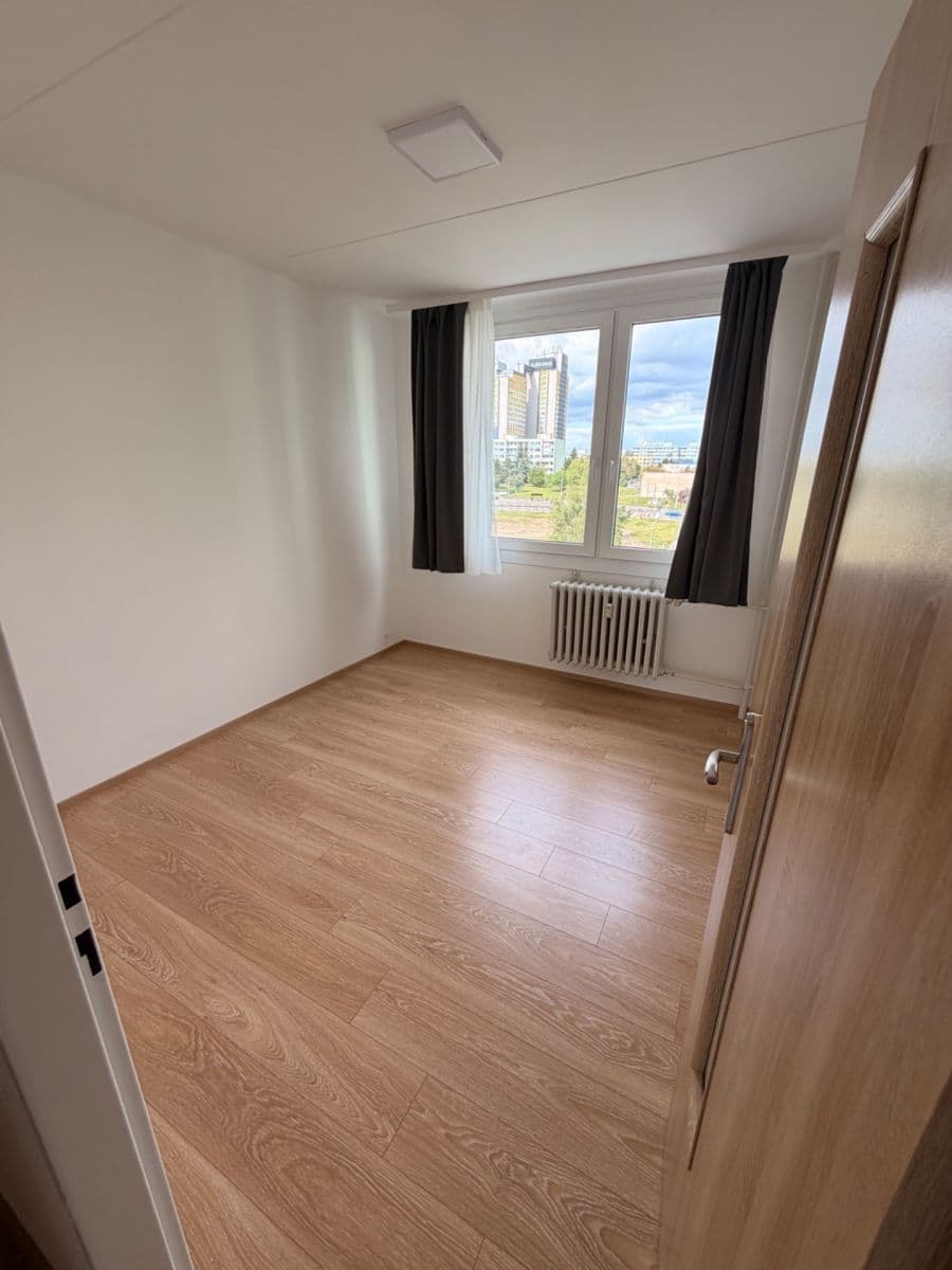 Pronájem bytu 3+1 75 m², Tatarkova, Praha, Praha Pronájem bytu 3+1 75 m², Tatarkova, Praha, Praha