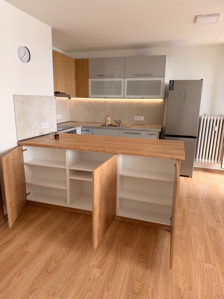 Pronájem bytu 3+1 75 m², Tatarkova, Praha, Praha Pronájem bytu 3+1 75 m², Tatarkova, Praha, Praha