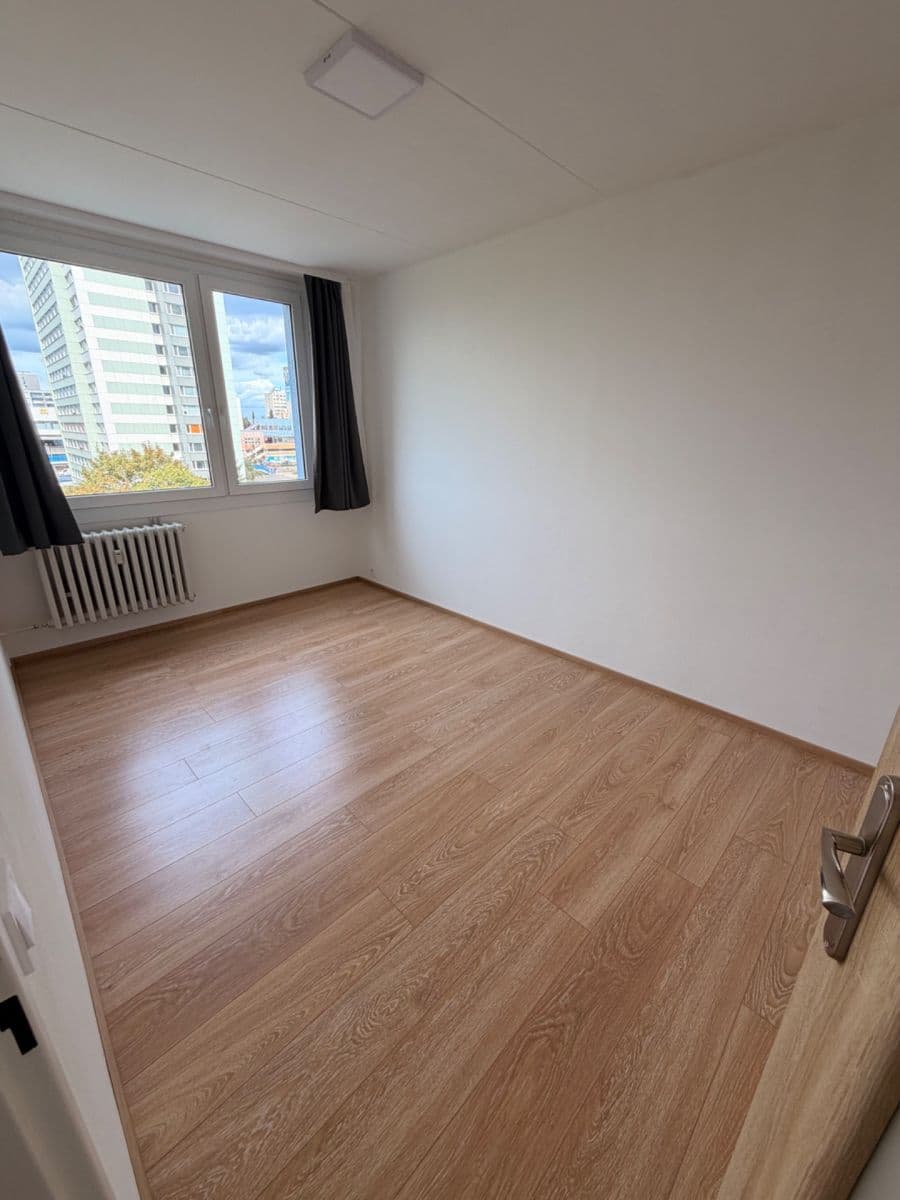 Pronájem bytu 3+1 75 m², Tatarkova, Praha, Praha Pronájem bytu 3+1 75 m², Tatarkova, Praha, Praha