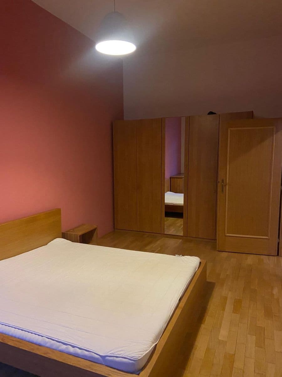 Pronájem bytu 2+1 66 m², Lublaňská, Praha, Praha Pronájem bytu 2+1 66 m², Lublaňská, Praha, Praha