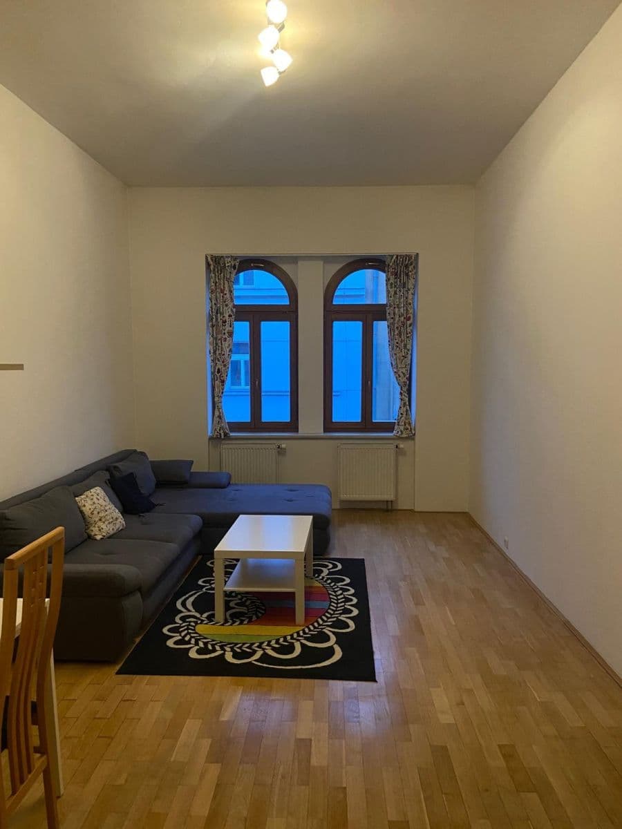 Pronájem bytu 2+1 66 m², Lublaňská, Praha, Praha Pronájem bytu 2+1 66 m², Lublaňská, Praha, Praha
