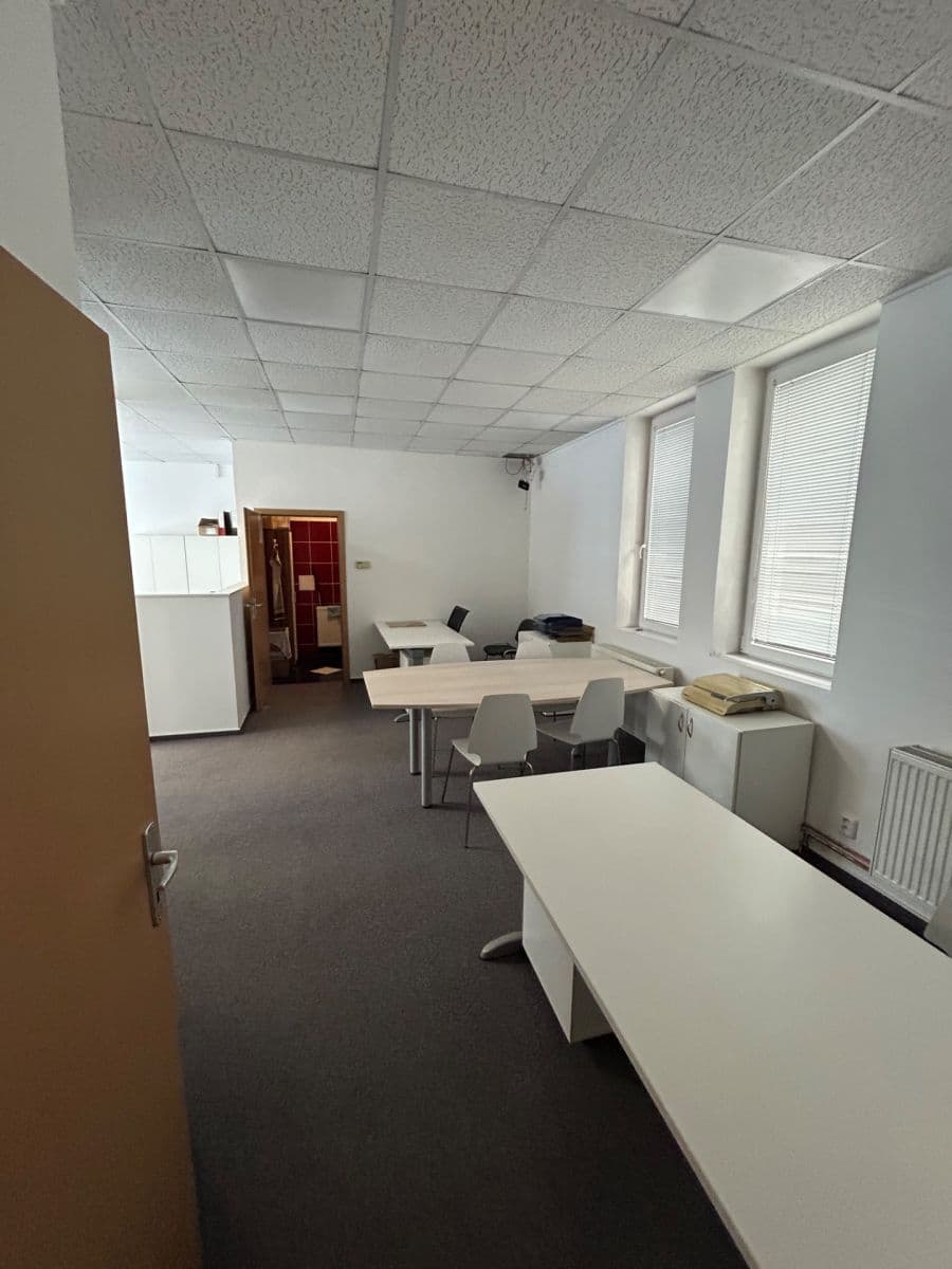 Pronájem nebytového prostoru 120 m², Ctiborova, Kladno, Středočeský kraj Pronájem nebytového prostoru 120 m², Ctiborova, Kladno, Středočeský kraj