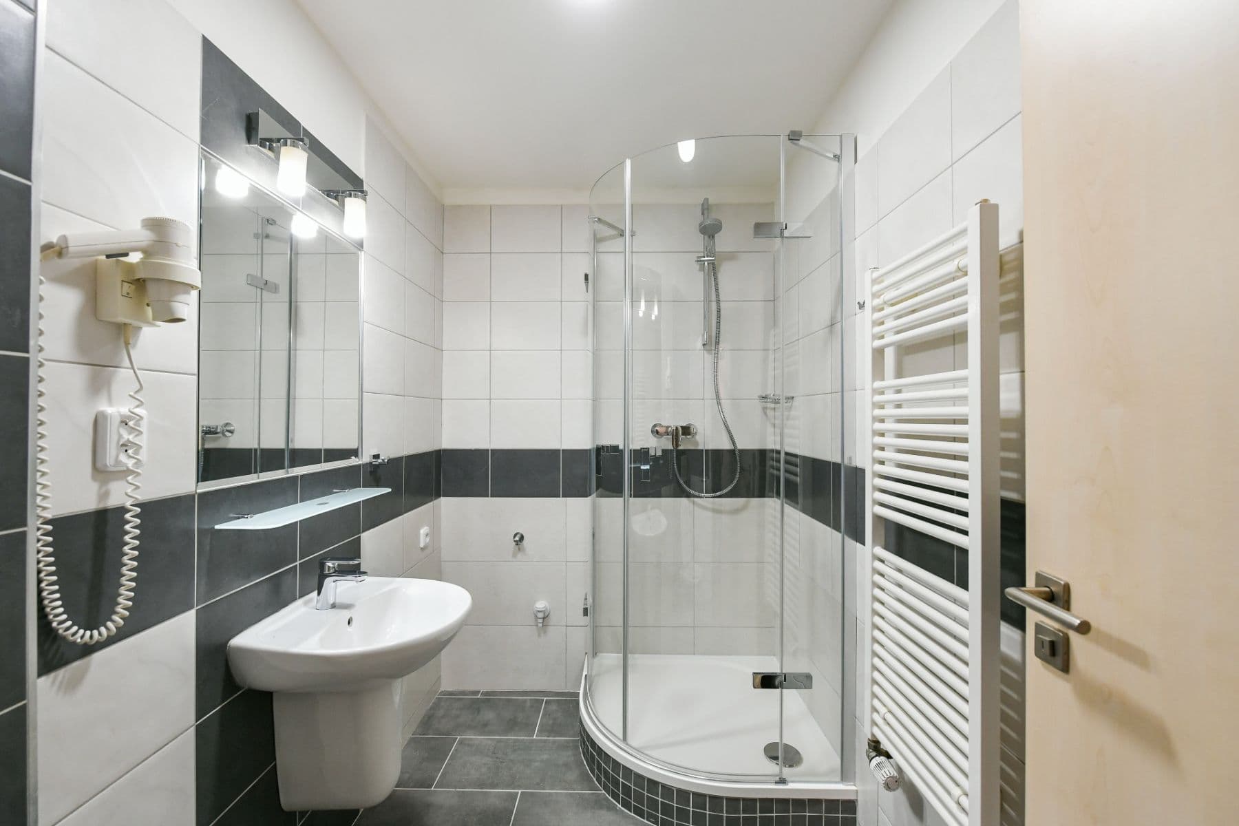 Pronájem bytu 1+kk 19 m², Na Ostrůvku, Praha, Praha Pronájem bytu 1+kk 19 m², Na Ostrůvku, Praha, Praha