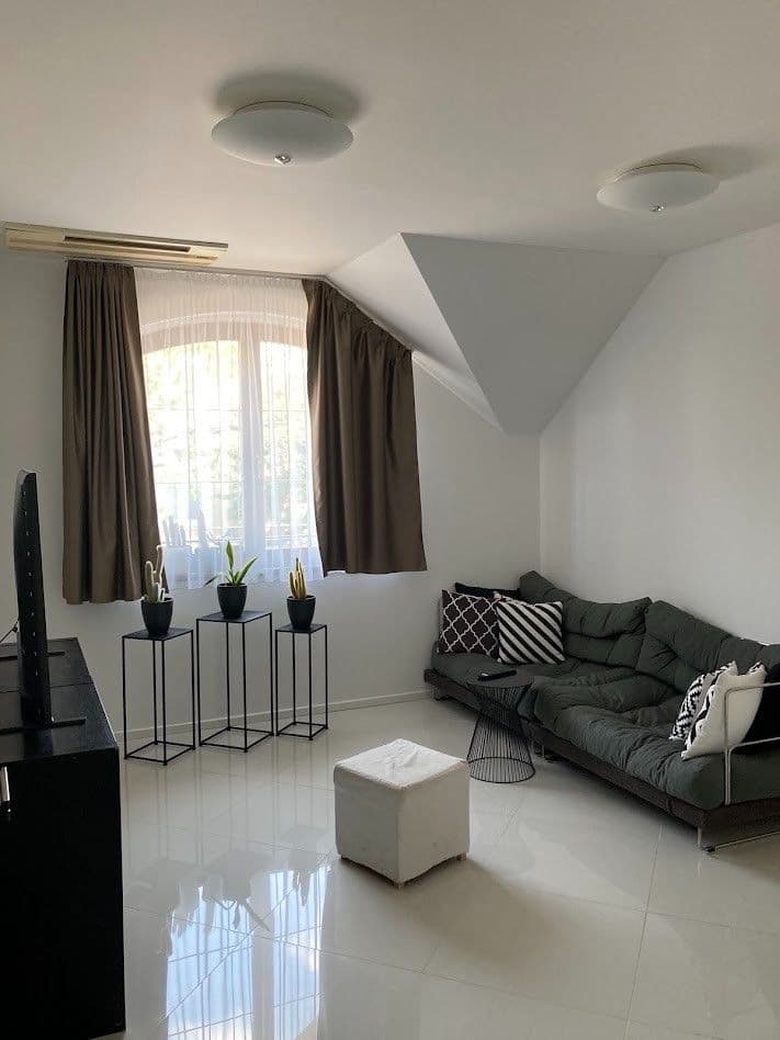 Pronájem bytu 5+1 164 m², Nový víchor, Ružindol, Trnavský kraj Pronájem bytu 5+1 164 m², Nový víchor, Ružindol, Trnavský kraj