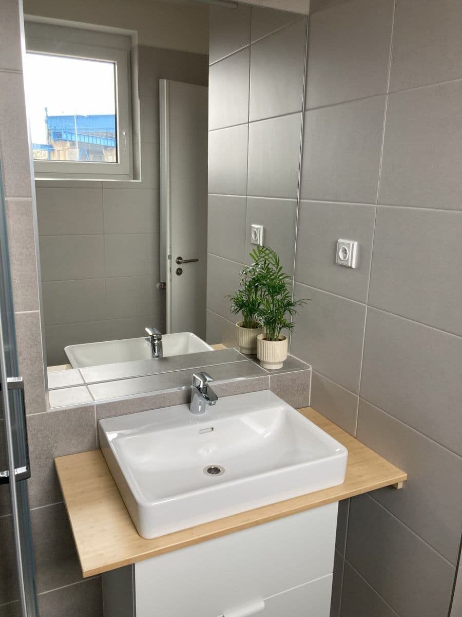 Pronájem bytu 1+kk 39 m², Čakovická, Praha, Praha Pronájem bytu 1+kk 39 m², Čakovická, Praha, Praha