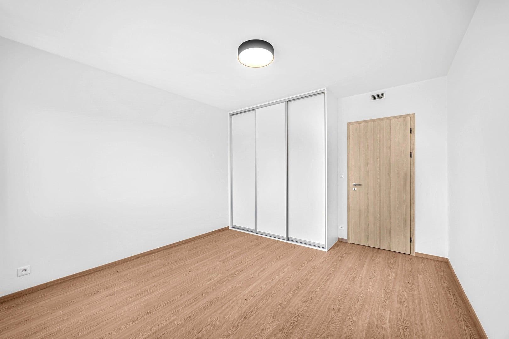 Pronájem bytu 2+kk 60 m², Pavla Beneše, Praha, Praha Pronájem bytu 2+kk 60 m², Pavla Beneše, Praha, Praha