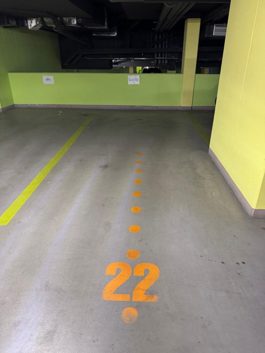 Pronájem garáže 13 m², Prokopova, Praha, Praha Pronájem garáže 13 m², Prokopova, Praha, Praha