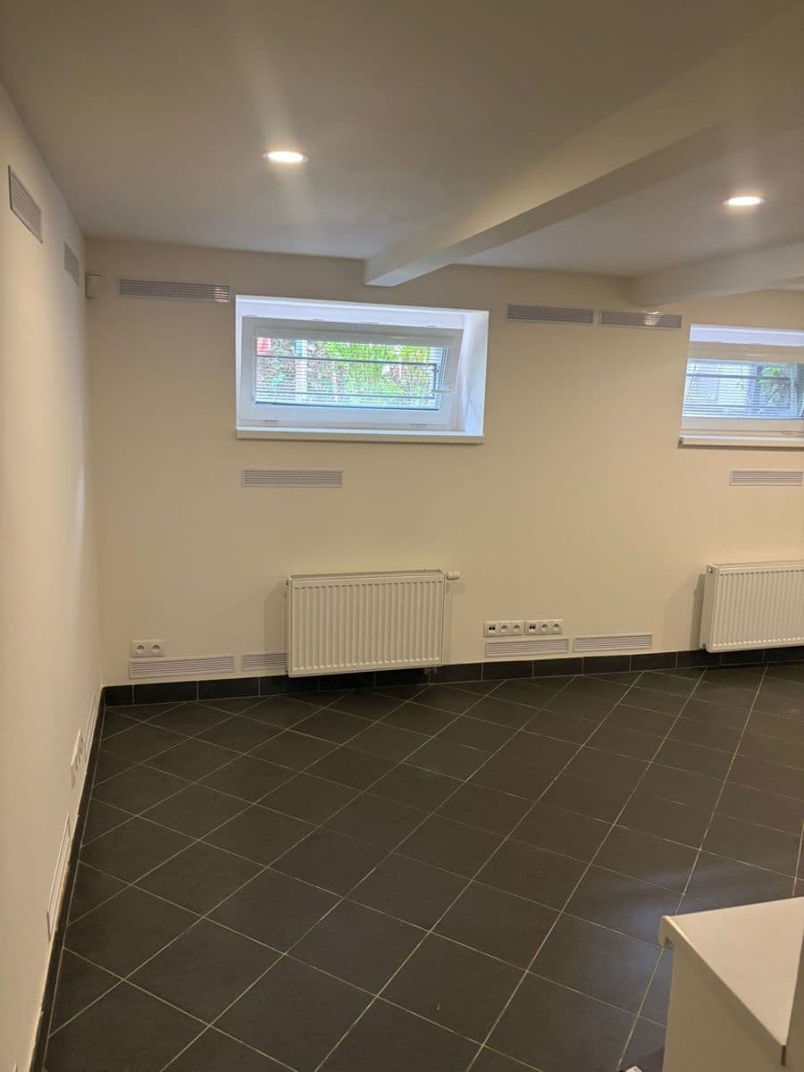 Pronájem nebytového prostoru 17 m², U Mlýna, Praha, Praha Pronájem nebytového prostoru 17 m², U Mlýna, Praha, Praha
