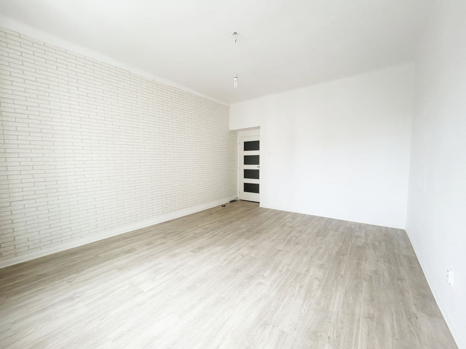 Pronájem bytu 2+kk 45 m², Stroupežnického, Praha, Praha Pronájem bytu 2+kk 45 m², Stroupežnického, Praha, Praha