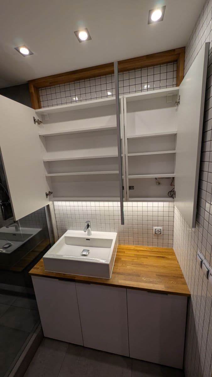 Pronájem bytu 2+1 55 m², Valouškova, Brno, Jihomoravský kraj Pronájem bytu 2+1 55 m², Valouškova, Brno, Jihomoravský kraj
