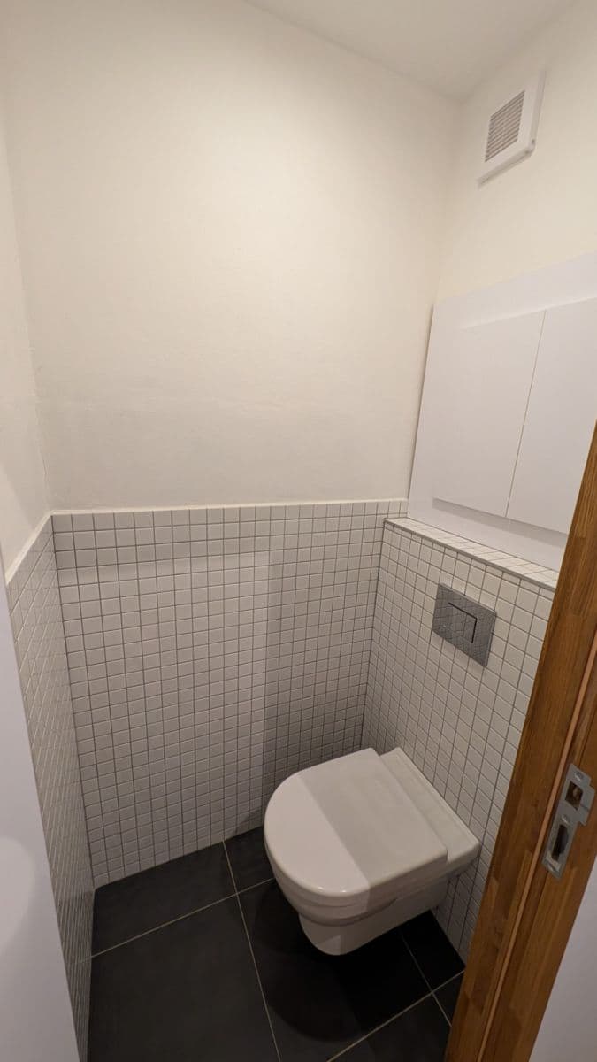 Pronájem bytu 2+1 55 m², Valouškova, Brno, Jihomoravský kraj Pronájem bytu 2+1 55 m², Valouškova, Brno, Jihomoravský kraj