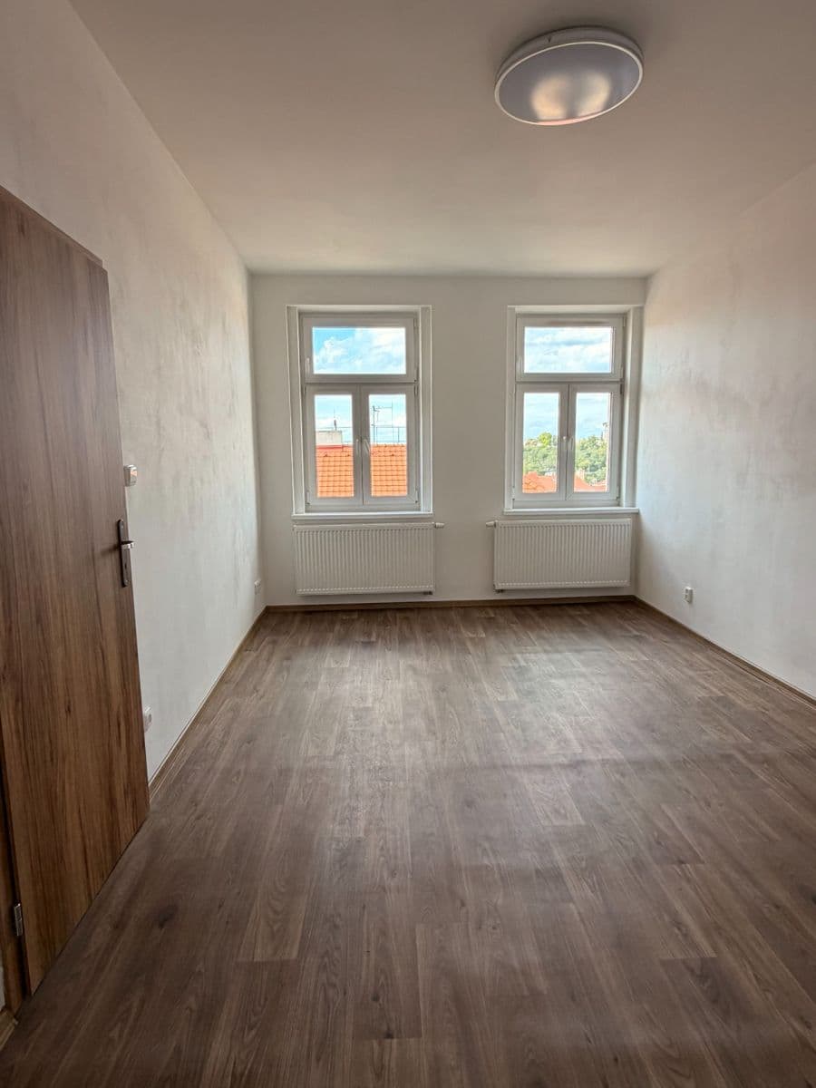 Pronájem bytu 2+kk 41 m², Víta Nejedlého, Praha, Praha Pronájem bytu 2+kk 41 m², Víta Nejedlého, Praha, Praha