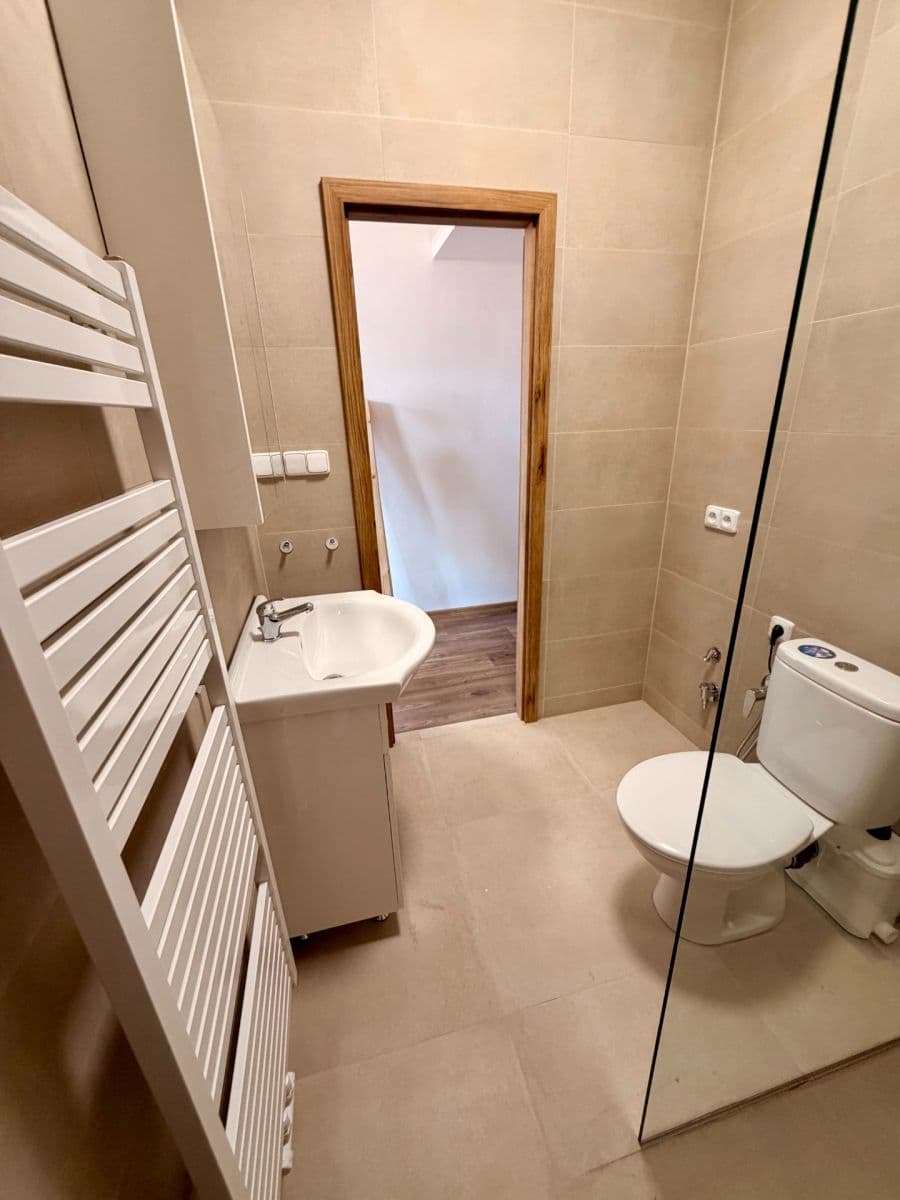 Pronájem bytu 2+kk 41 m², Víta Nejedlého, Praha, Praha Pronájem bytu 2+kk 41 m², Víta Nejedlého, Praha, Praha