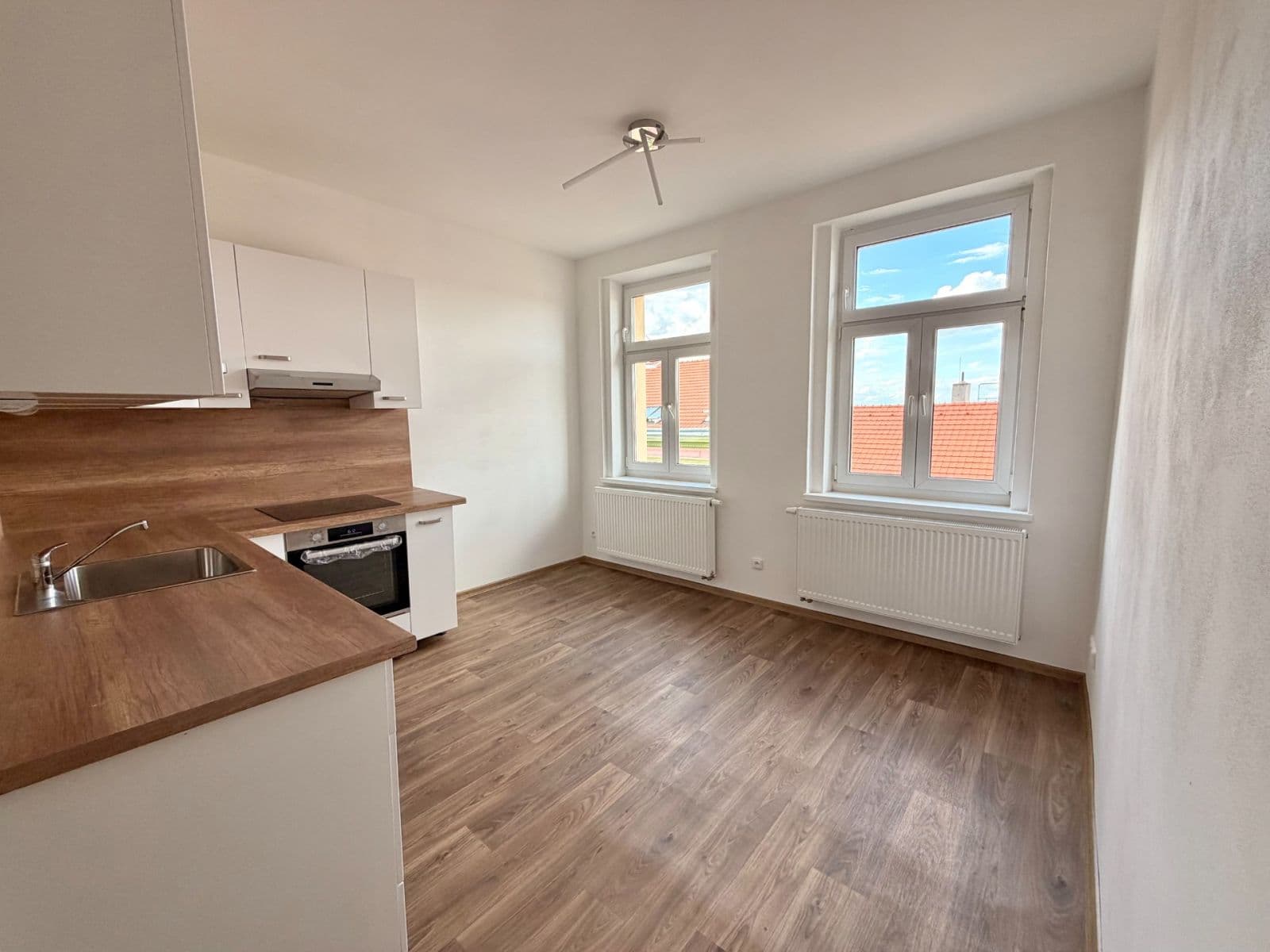 Pronájem bytu 2+kk 41 m², Víta Nejedlého, Praha, Praha Pronájem bytu 2+kk 41 m², Víta Nejedlého, Praha, Praha