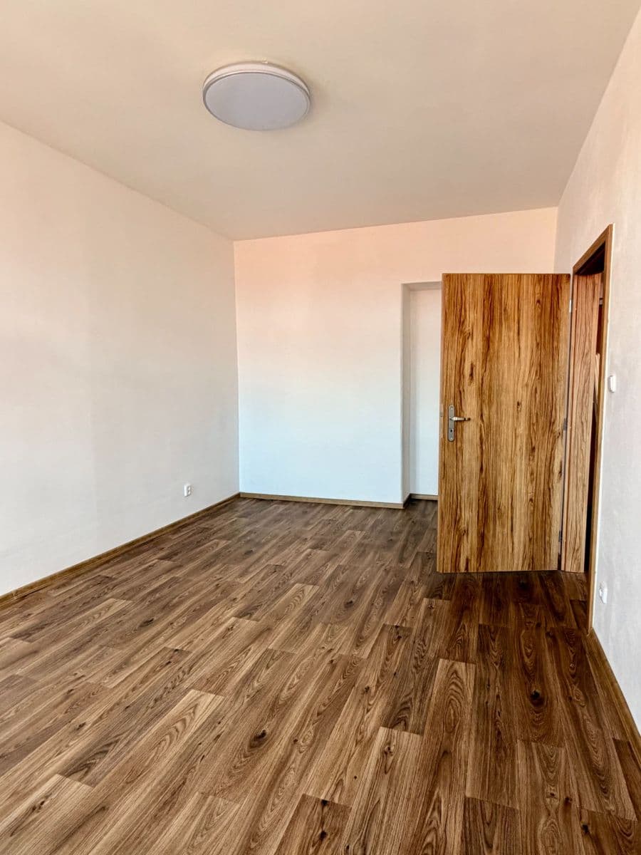 Pronájem bytu 2+kk 41 m², Víta Nejedlého, Praha, Praha Pronájem bytu 2+kk 41 m², Víta Nejedlého, Praha, Praha
