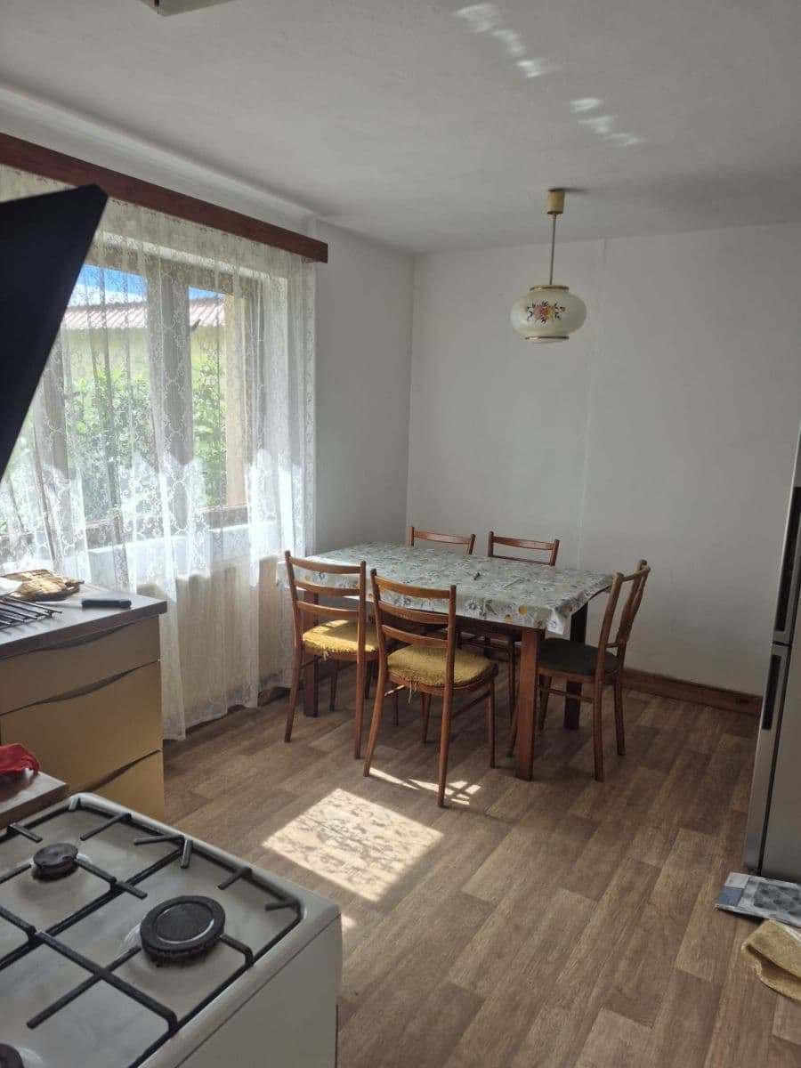 Pronájem domu 150 m², pozemek 1.000 m², Internátní, Třemošnice, Pardubický kraj Pronájem domu 150 m², pozemek 1.000 m², Internátní, Třemošnice, Pardubický kraj