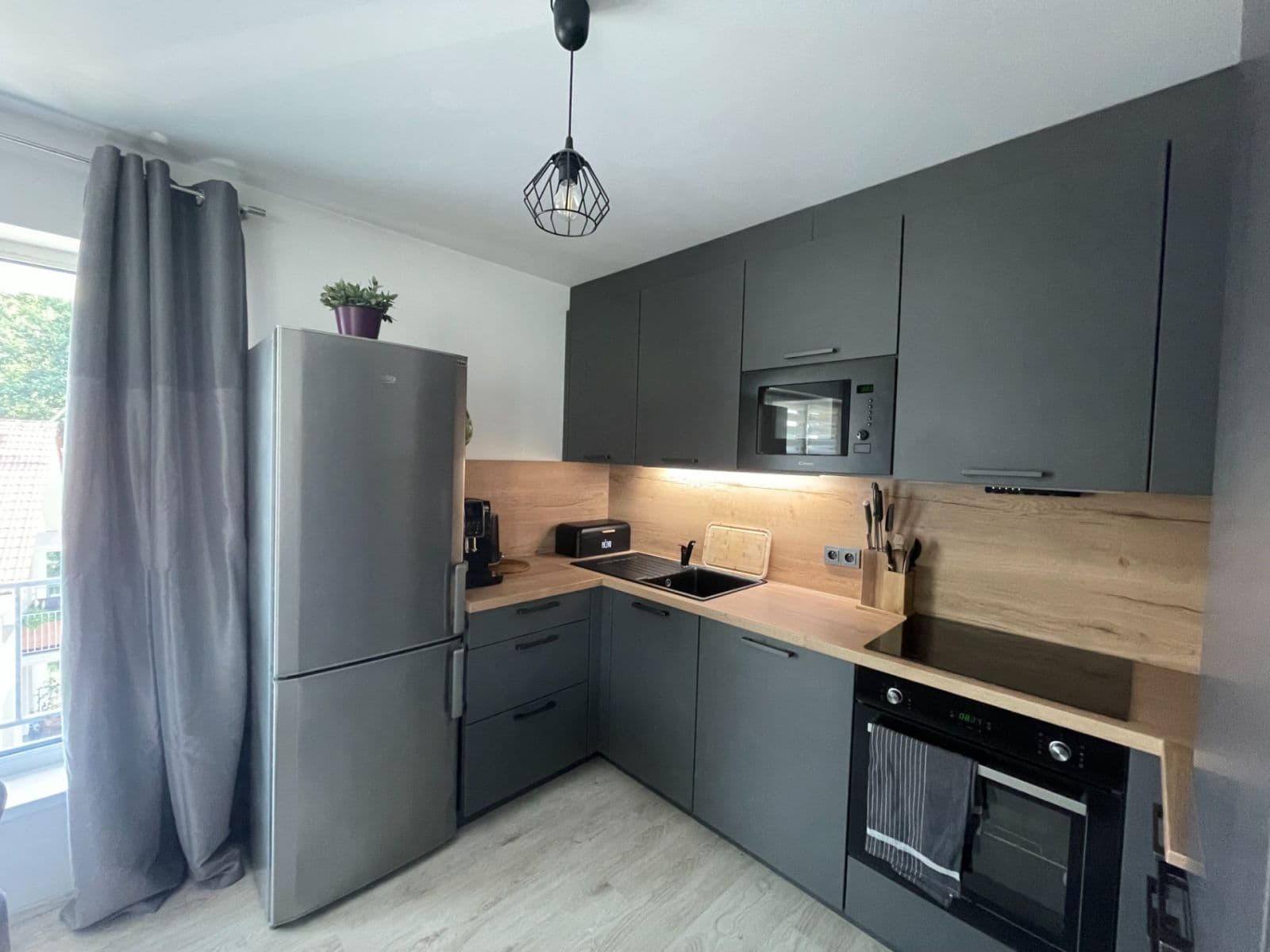 Pronájem bytu 3+kk 69 m², Vrbová, Kunice, Středočeský kraj Pronájem bytu 3+kk 69 m², Vrbová, Kunice, Středočeský kraj