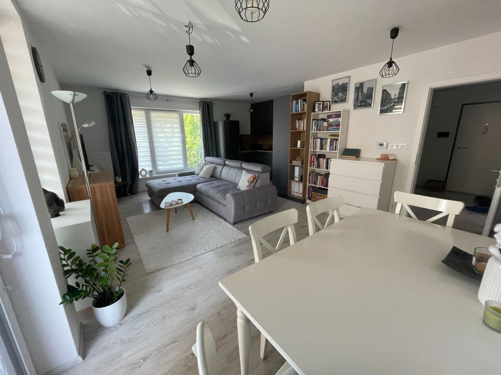 Pronájem bytu 3+kk 69 m², Vrbová, Kunice, Středočeský kraj Pronájem bytu 3+kk 69 m², Vrbová, Kunice, Středočeský kraj