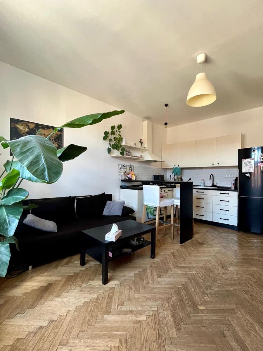 Pronájem bytu 2+kk 45 m², Mezivrší, Praha, Praha Pronájem bytu 2+kk 45 m², Mezivrší, Praha, Praha