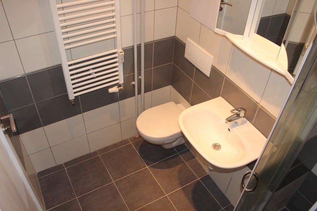 Pronájem bytu 1+kk 24 m², Jerevanská, Praha, Praha Pronájem bytu 1+kk 24 m², Jerevanská, Praha, Praha