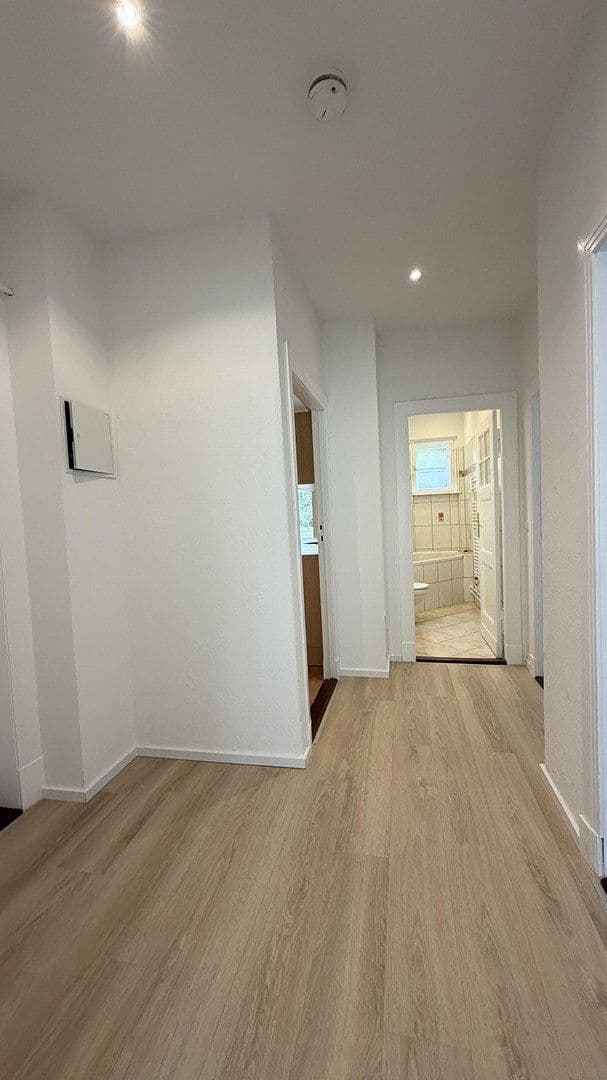 Prodej bytu 3+1 64 m², Laehrscher Jagdweg, Berlin, Berlín Prodej bytu 3+1 64 m², Laehrscher Jagdweg, Berlin, Berlín