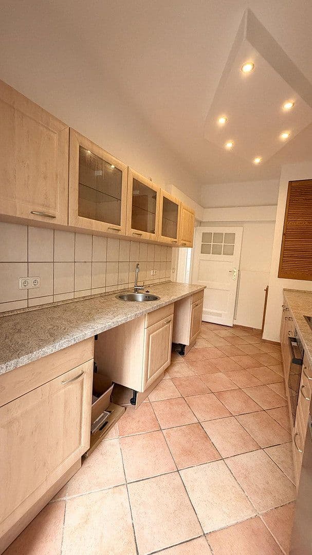 Prodej bytu 3+1 64 m², Laehrscher Jagdweg, Berlin, Berlín Prodej bytu 3+1 64 m², Laehrscher Jagdweg, Berlin, Berlín