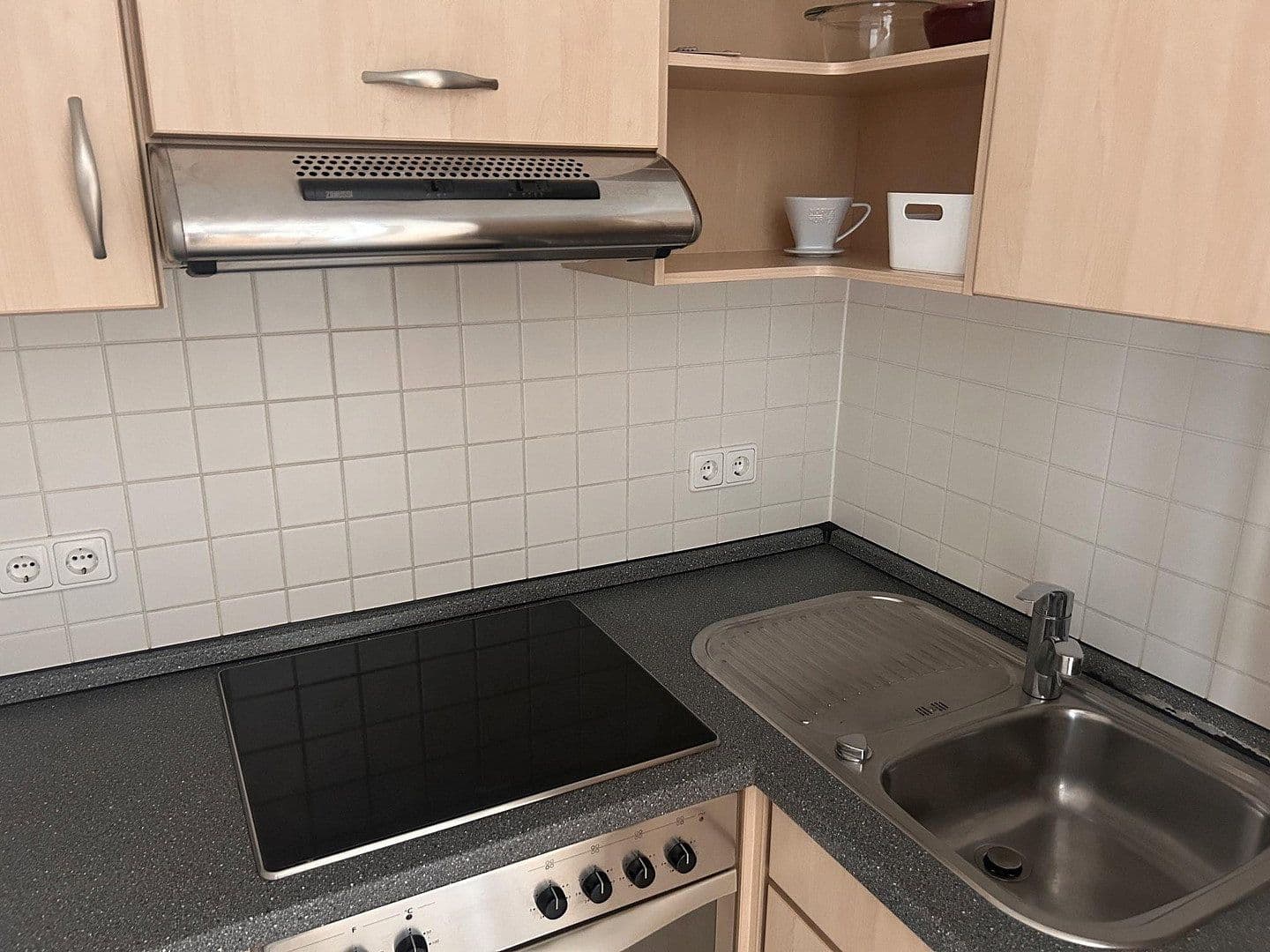 Pronájem bytu 2+1 40 m², Marienstr. 14, Berlin, Berlín Pronájem bytu 2+1 40 m², Marienstr. 14, Berlin, Berlín