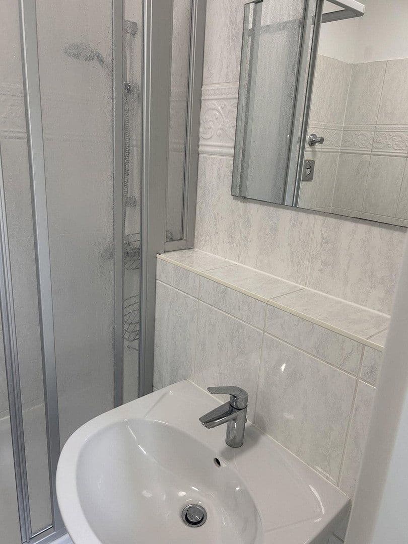 Pronájem bytu 2+1 40 m², Marienstr. 14, Berlin, Berlín Pronájem bytu 2+1 40 m², Marienstr. 14, Berlin, Berlín