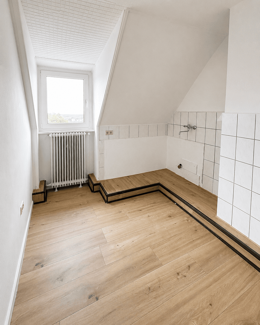 Pronájem bytu 4+1 95 m², Königstr. 11, Remscheid, Severní Porýní-Vestfálsko Pronájem bytu 4+1 95 m², Königstr. 11, Remscheid, Severní Porýní-Vestfálsko