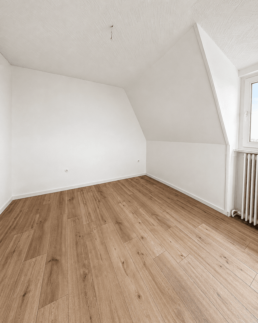 Pronájem bytu 4+1 95 m², Königstr. 11, Remscheid, Severní Porýní-Vestfálsko Pronájem bytu 4+1 95 m², Königstr. 11, Remscheid, Severní Porýní-Vestfálsko