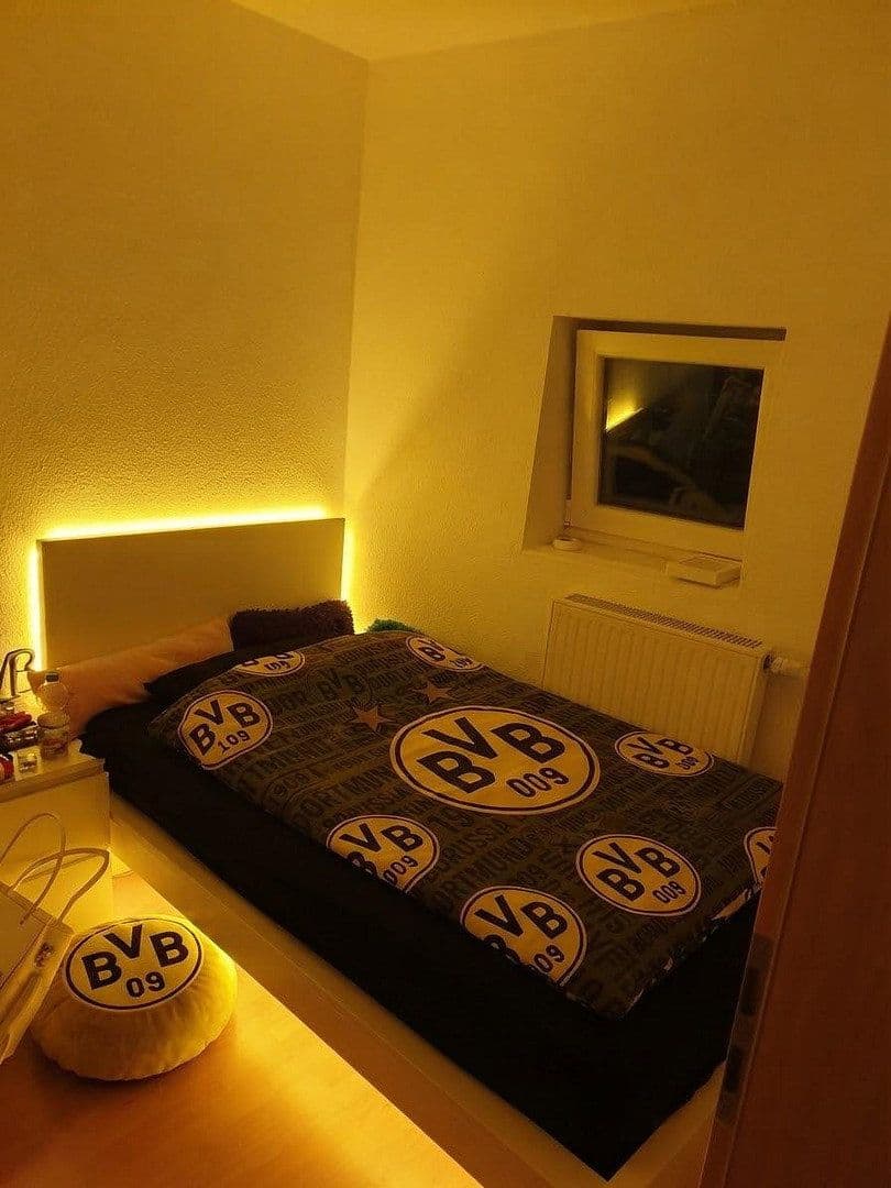 Pronájem bytu 3+1 72 m², Weil der Stadt, Bádensko-Württembersko Pronájem bytu 3+1 72 m², Weil der Stadt, Bádensko-Württembersko