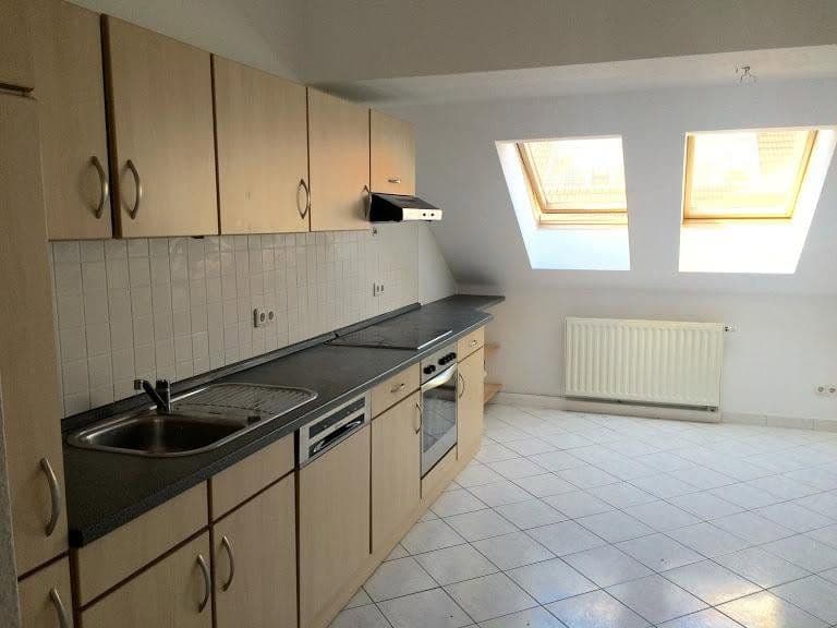 Pronájem bytu 3+1 130 m², Berlin, Berlín Pronájem bytu 3+1 130 m², Berlin, Berlín
