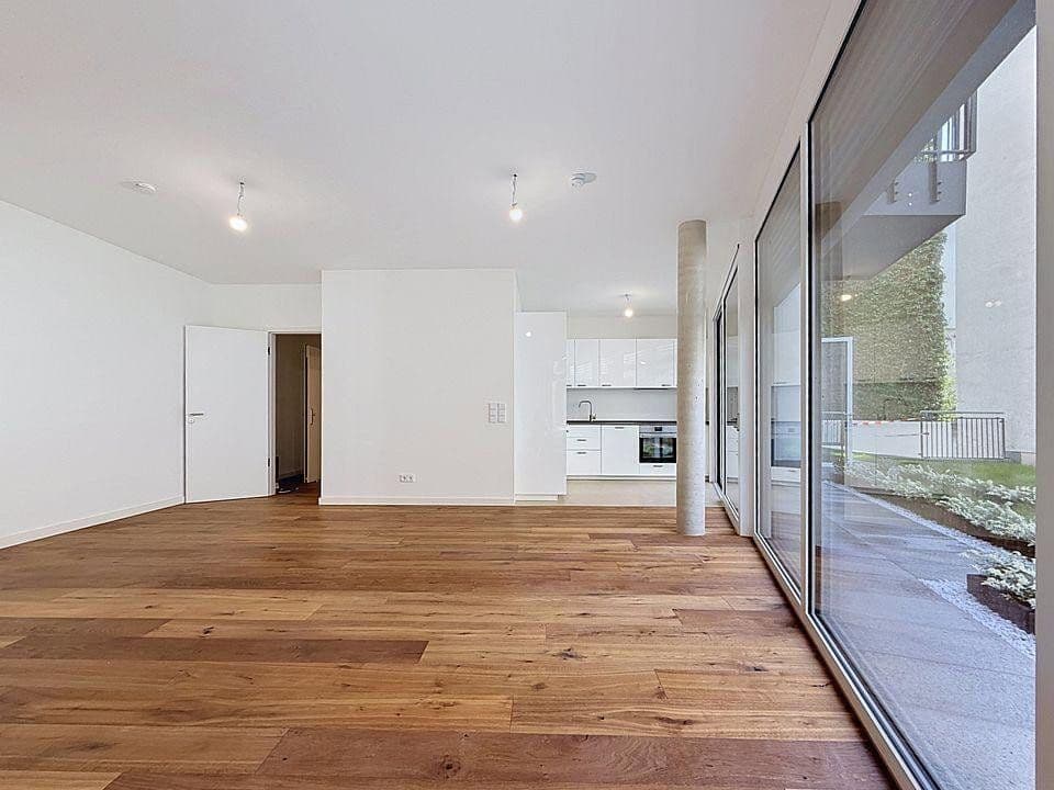 Pronájem bytu 2+1 62 m², Pestalozzistraße, Pestalozzistraße, Berlín Pronájem bytu 2+1 62 m², Pestalozzistraße, Pestalozzistraße, Berlín
