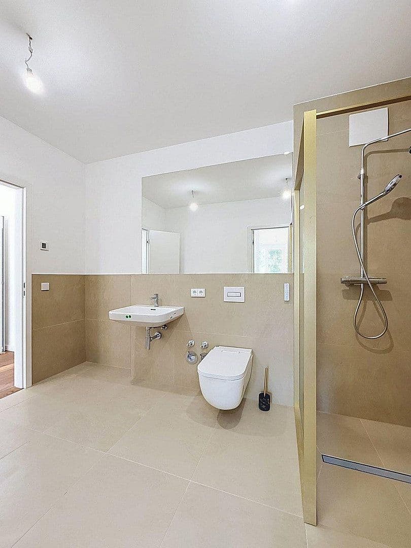 Pronájem bytu 2+1 62 m², Pestalozzistraße, Pestalozzistraße, Berlín Pronájem bytu 2+1 62 m², Pestalozzistraße, Pestalozzistraße, Berlín