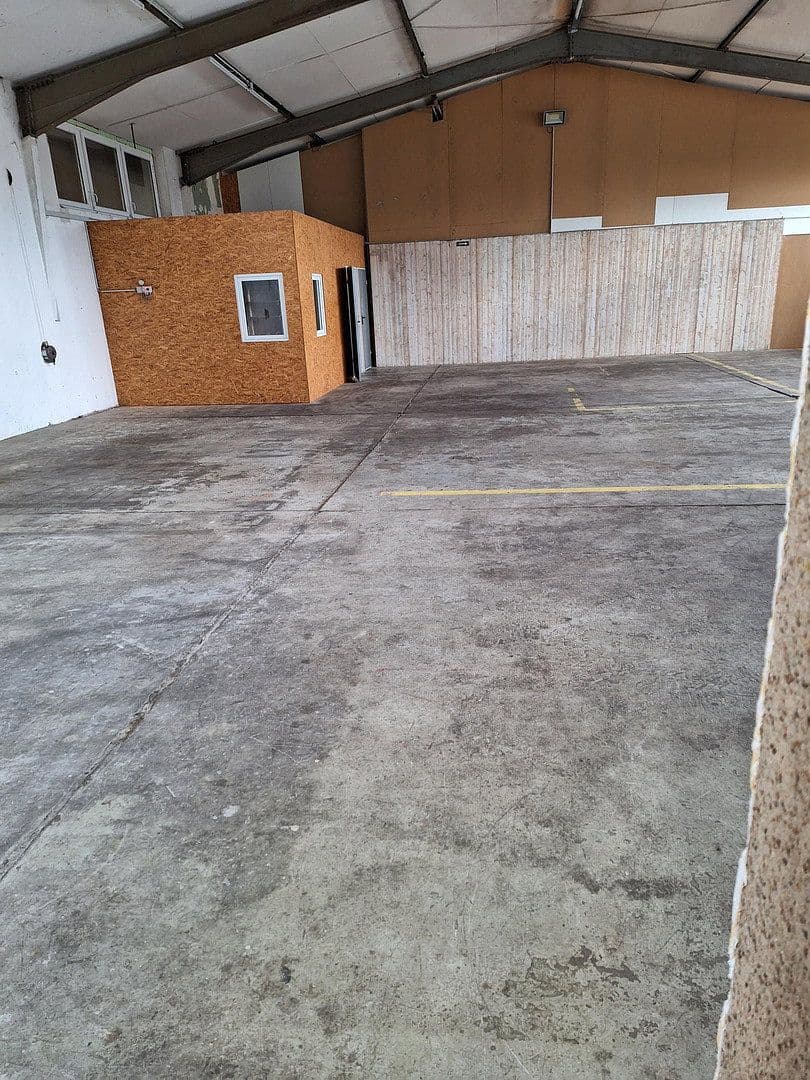 Pronájem nebytového prostoru 282 m², Landau, Porýní-Falc Pronájem nebytového prostoru 282 m², Landau, Porýní-Falc