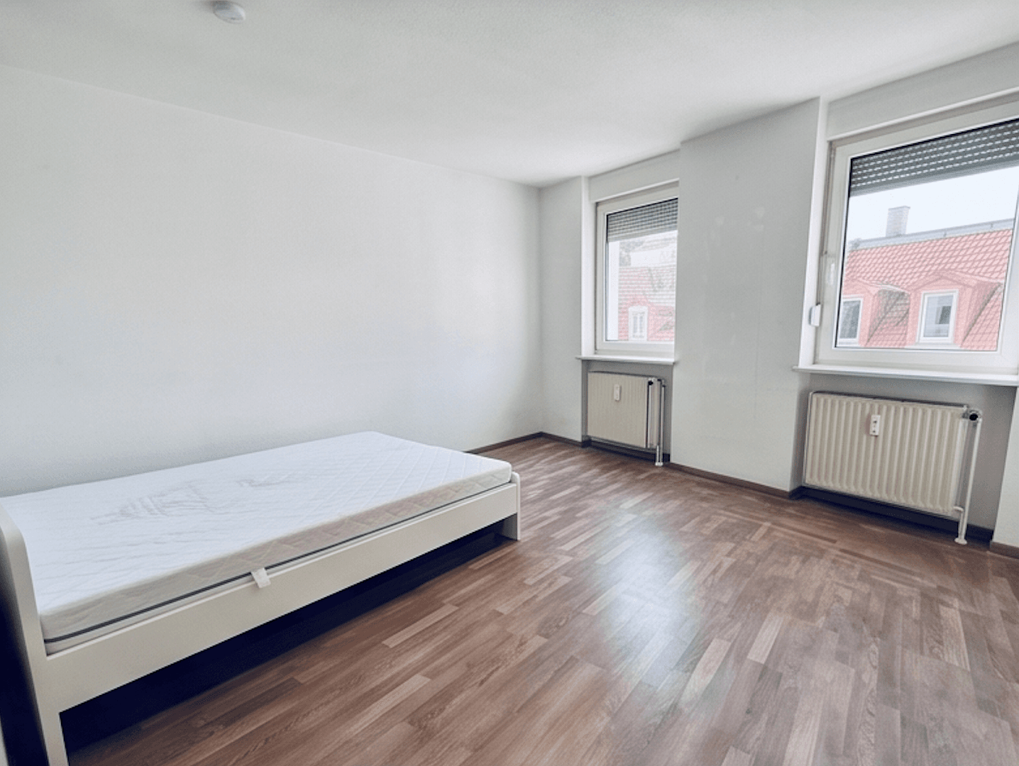 Prodej bytu 3+1 80 m², K3 2, Mannheim, Bádensko-Württembersko Prodej bytu 3+1 80 m², K3 2, Mannheim, Bádensko-Württembersko