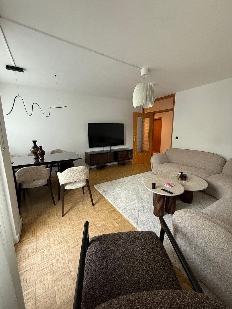 Prodej bytu 3+1 74 m², Augustenburgerstr. 26b, Osnabrück, Dolní Sasko Prodej bytu 3+1 74 m², Augustenburgerstr. 26b, Osnabrück, Dolní Sasko