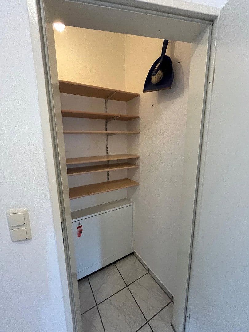 Pronájem bytu 4+1 99 m², Mönchengladbach, Severní Porýní-Vestfálsko Pronájem bytu 4+1 99 m², Mönchengladbach, Severní Porýní-Vestfálsko