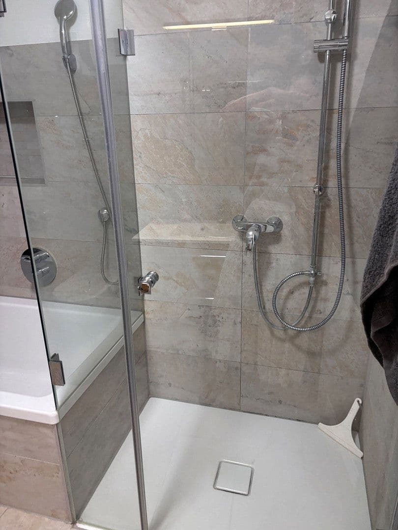 Pronájem bytu 5+1 115 m², Grünwald, Bavorsko Pronájem bytu 5+1 115 m², Grünwald, Bavorsko