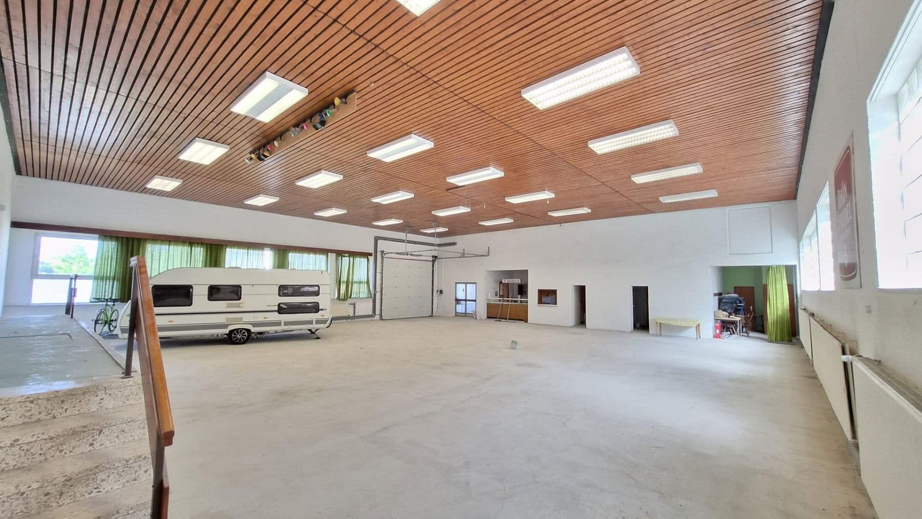 Pronájem nebytového prostoru 600 m², Bahnhofstr. 16, Hofbieber, Hessen Pronájem nebytového prostoru 600 m², Bahnhofstr. 16, Hofbieber, Hessen
