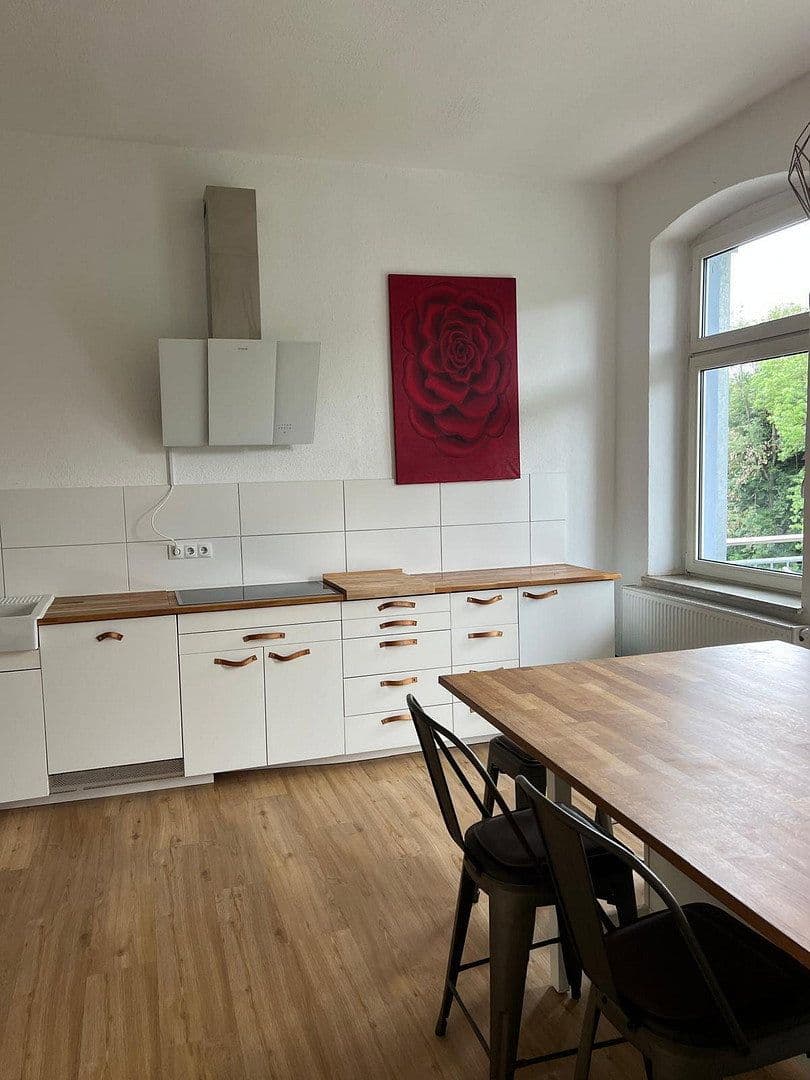 Pronájem bytu 4+1 123 m², Hof, Bavorsko Pronájem bytu 4+1 123 m², Hof, Bavorsko