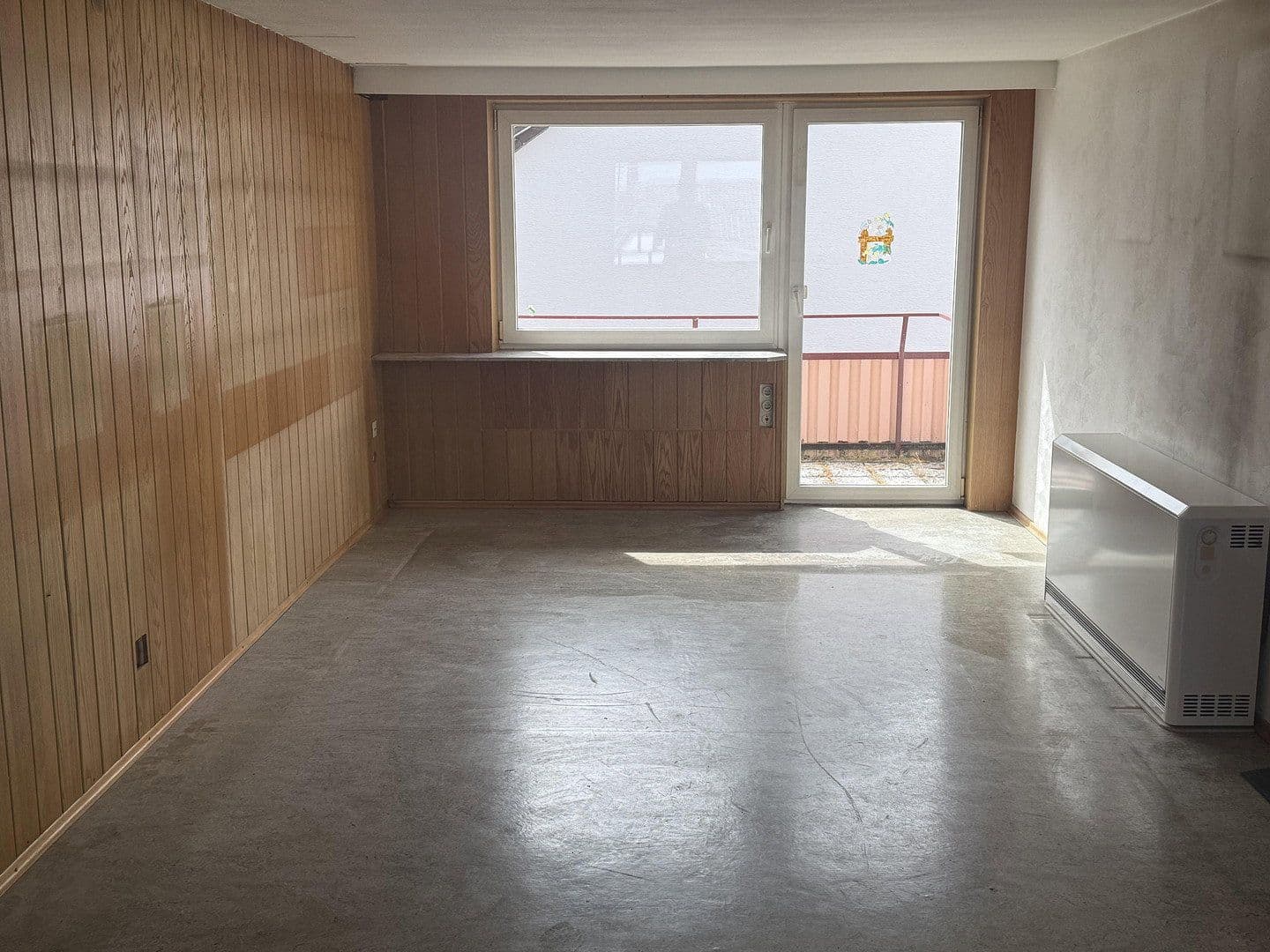 Prodej domu 161 m², pozemek 289 m², Hirschweg 3, Straubenhardt, Bádensko-Württembersko Prodej domu 161 m², pozemek 289 m², Hirschweg 3, Straubenhardt, Bádensko-Württembersko