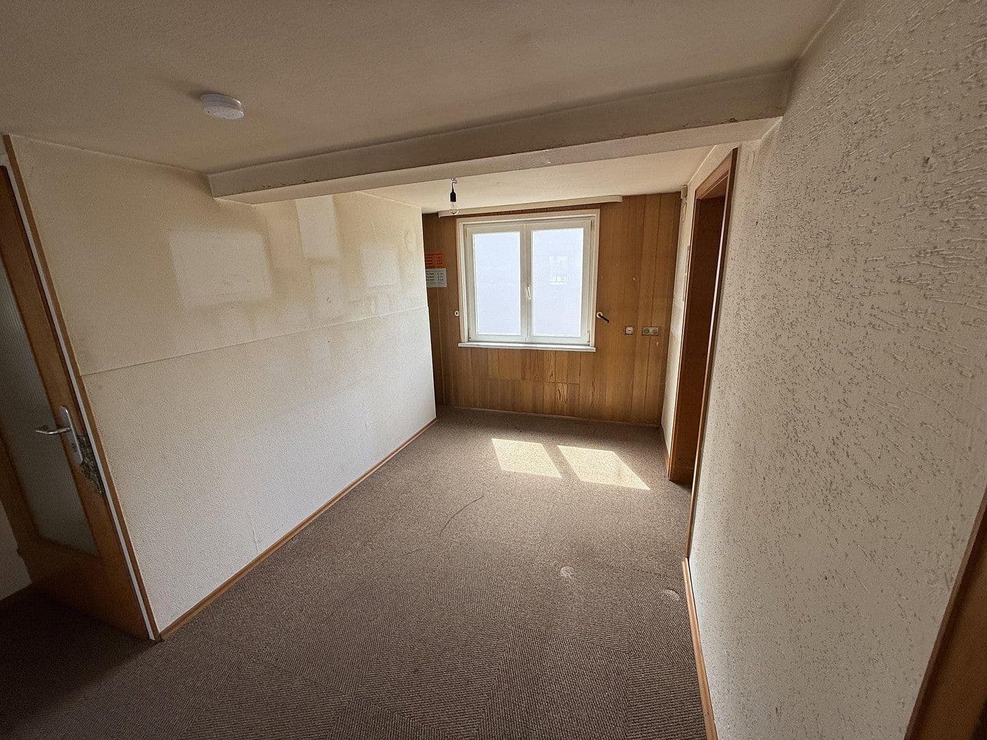 Prodej domu 161 m², pozemek 289 m², Hirschweg 3, Straubenhardt, Bádensko-Württembersko Prodej domu 161 m², pozemek 289 m², Hirschweg 3, Straubenhardt, Bádensko-Württembersko
