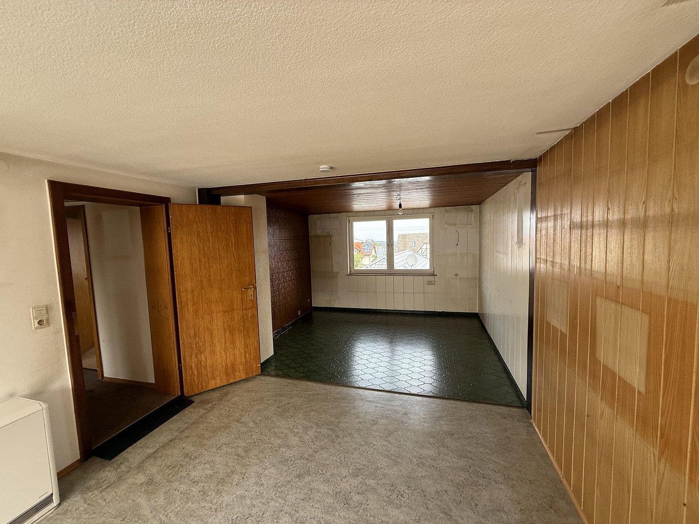 Prodej domu 161 m², pozemek 289 m², Hirschweg 3, Straubenhardt, Bádensko-Württembersko Prodej domu 161 m², pozemek 289 m², Hirschweg 3, Straubenhardt, Bádensko-Württembersko