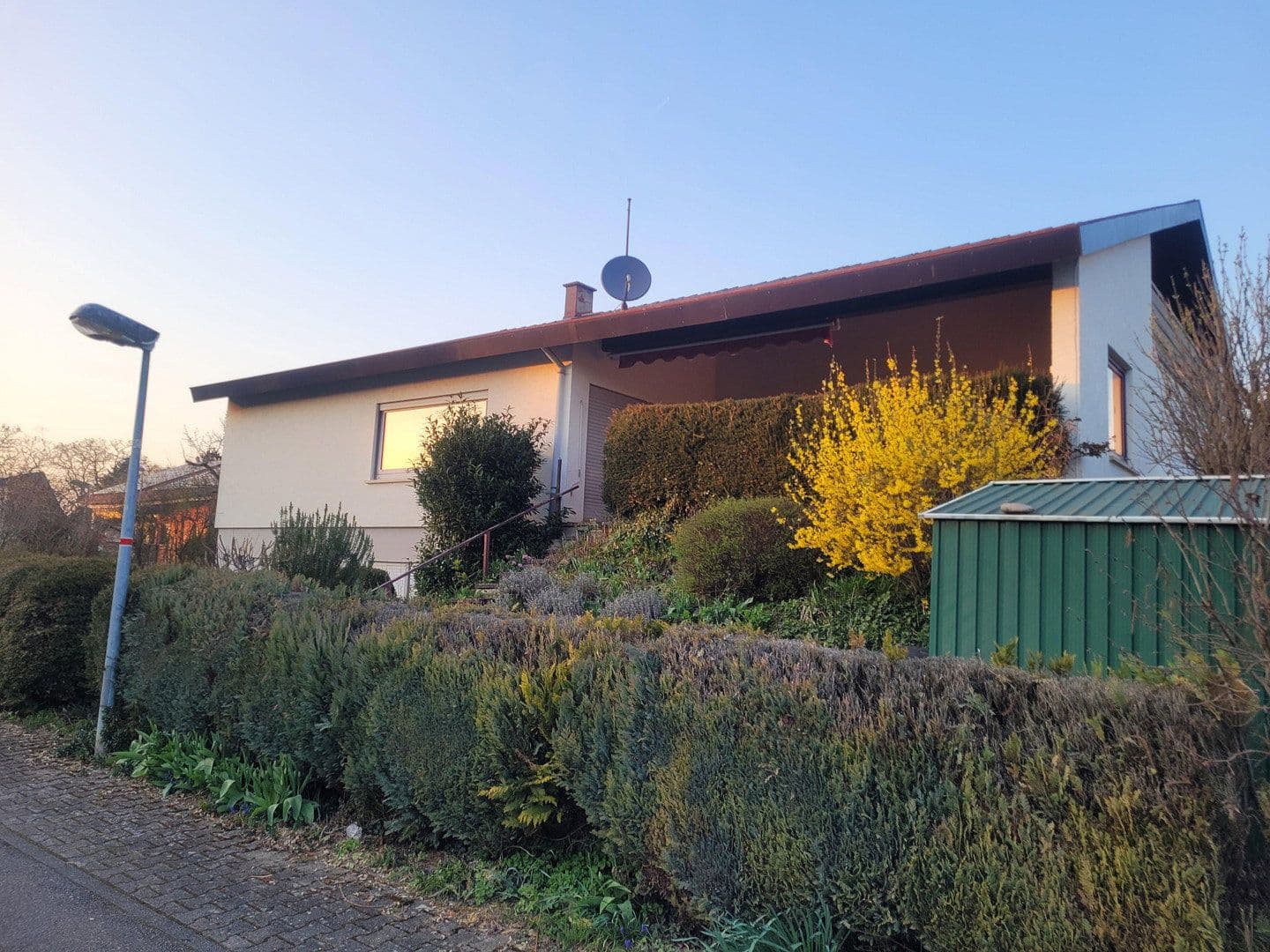 Prodej domu 252 m², pozemek 697 m², Bretten, Bádensko-Württembersko Prodej domu 252 m², pozemek 697 m², Bretten, Bádensko-Württembersko