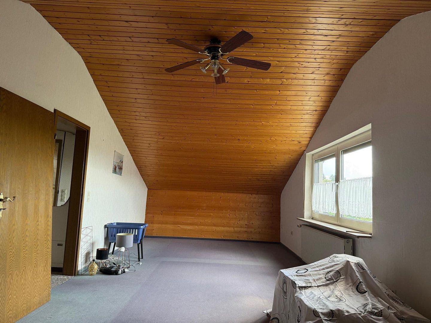 Prodej domu 252 m², pozemek 697 m², Bretten, Bádensko-Württembersko Prodej domu 252 m², pozemek 697 m², Bretten, Bádensko-Württembersko