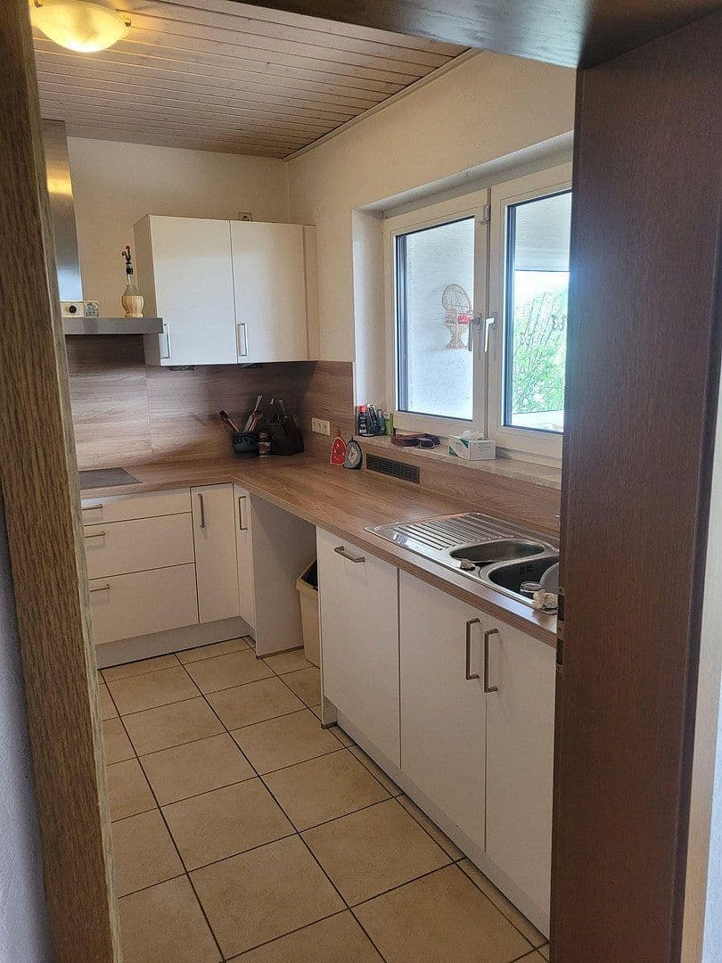 Prodej domu 252 m², pozemek 697 m², Bretten, Bádensko-Württembersko Prodej domu 252 m², pozemek 697 m², Bretten, Bádensko-Württembersko
